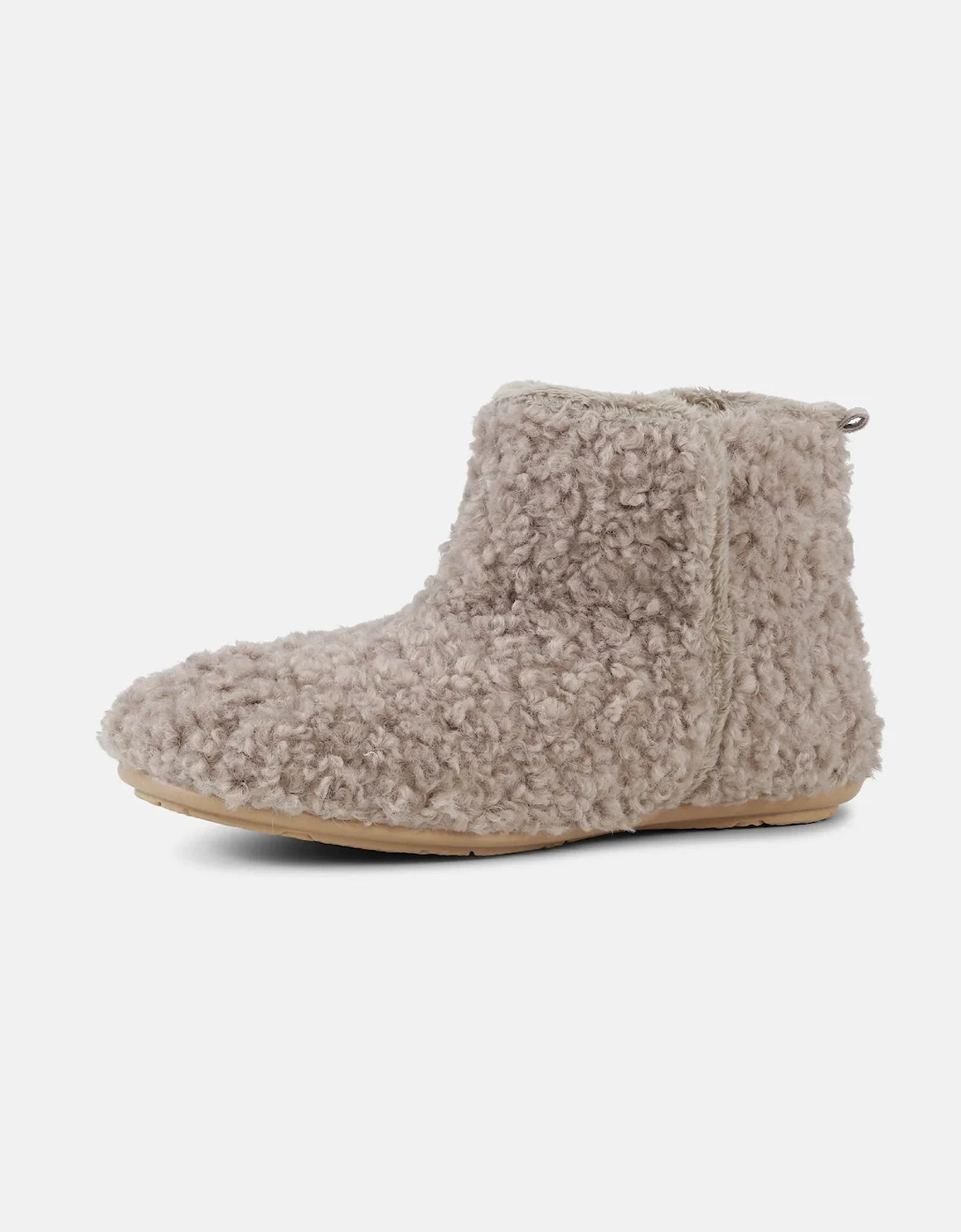 Cosy ankle boot in atmosphere wheat