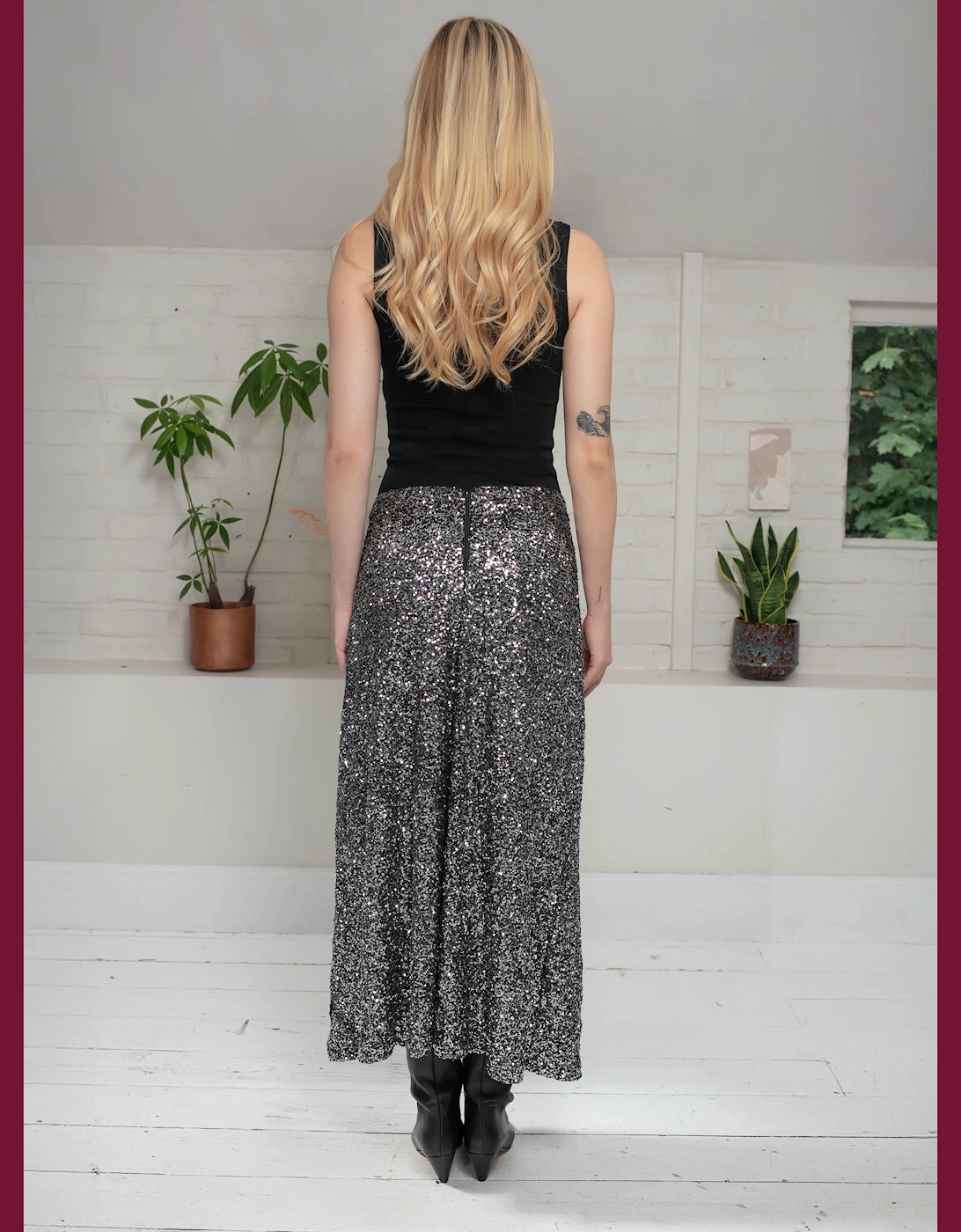 Philippa Sequin Skirt In Gunmetal