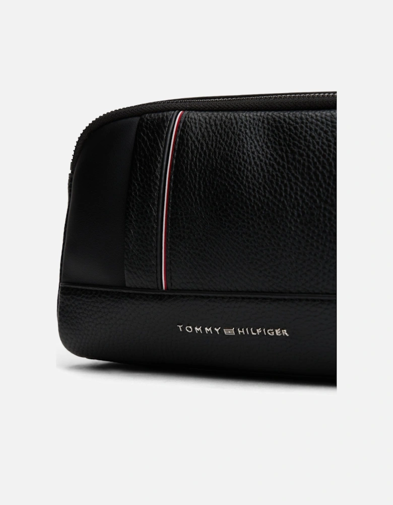 TH Central Mens Washbag - Black