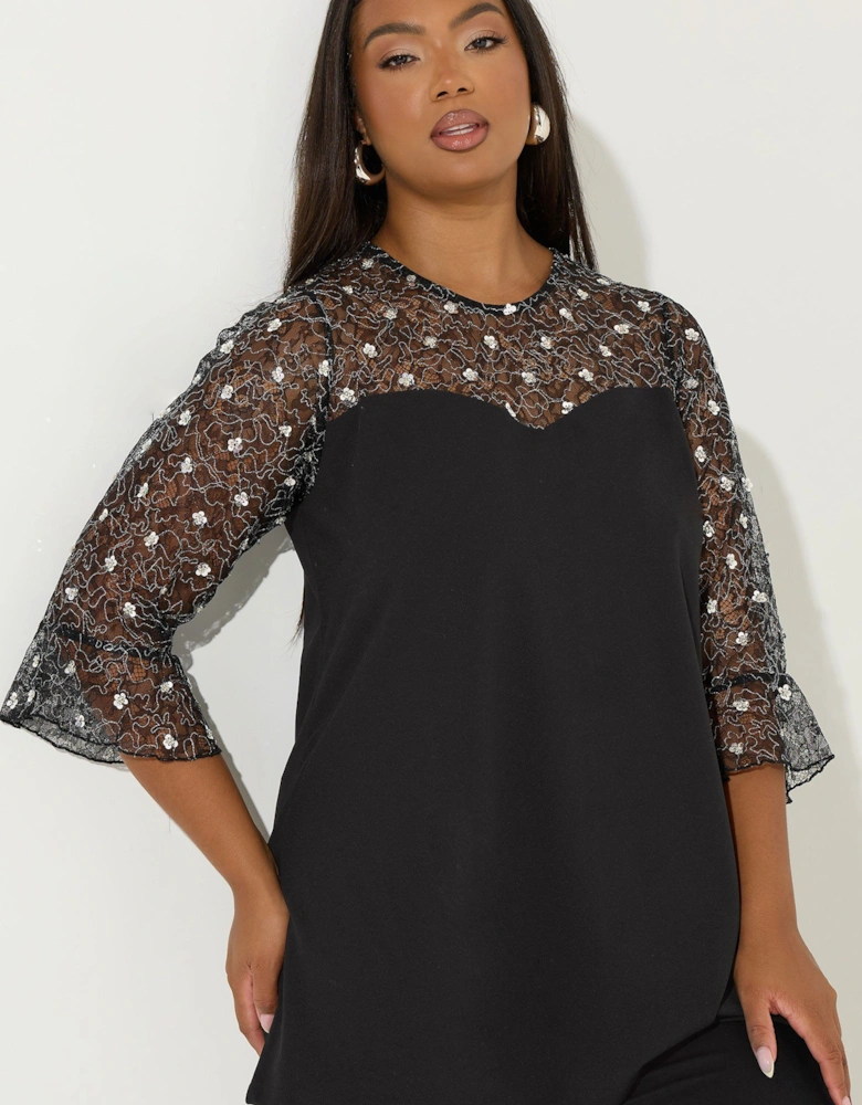 Floral Embellished Lace Sweetheart Top