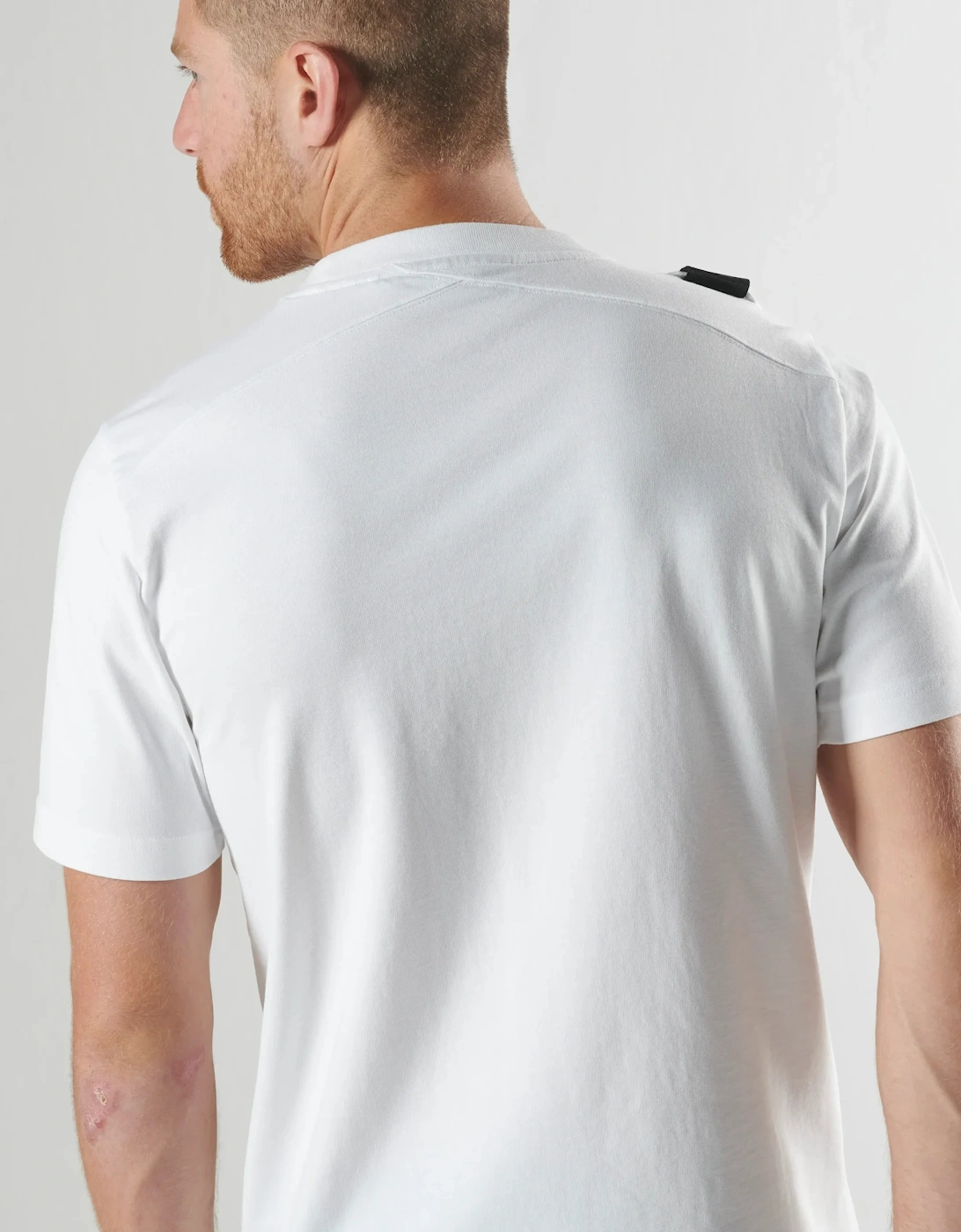 MAS8410 Badge Tee - Optic White