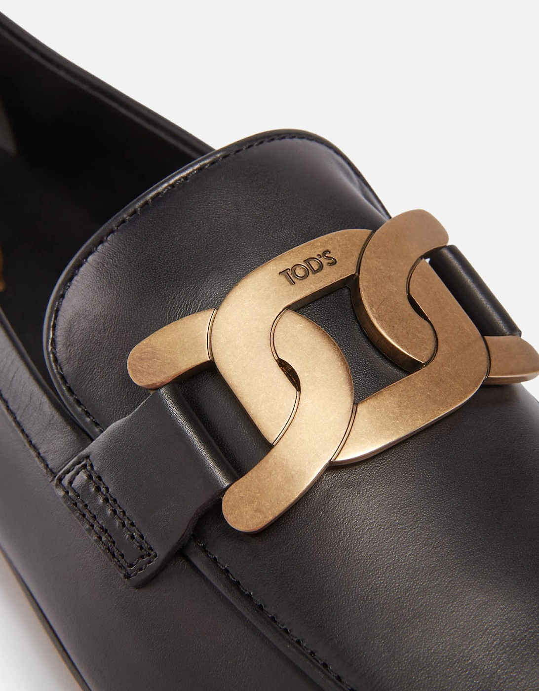 Chain Leather Loafers