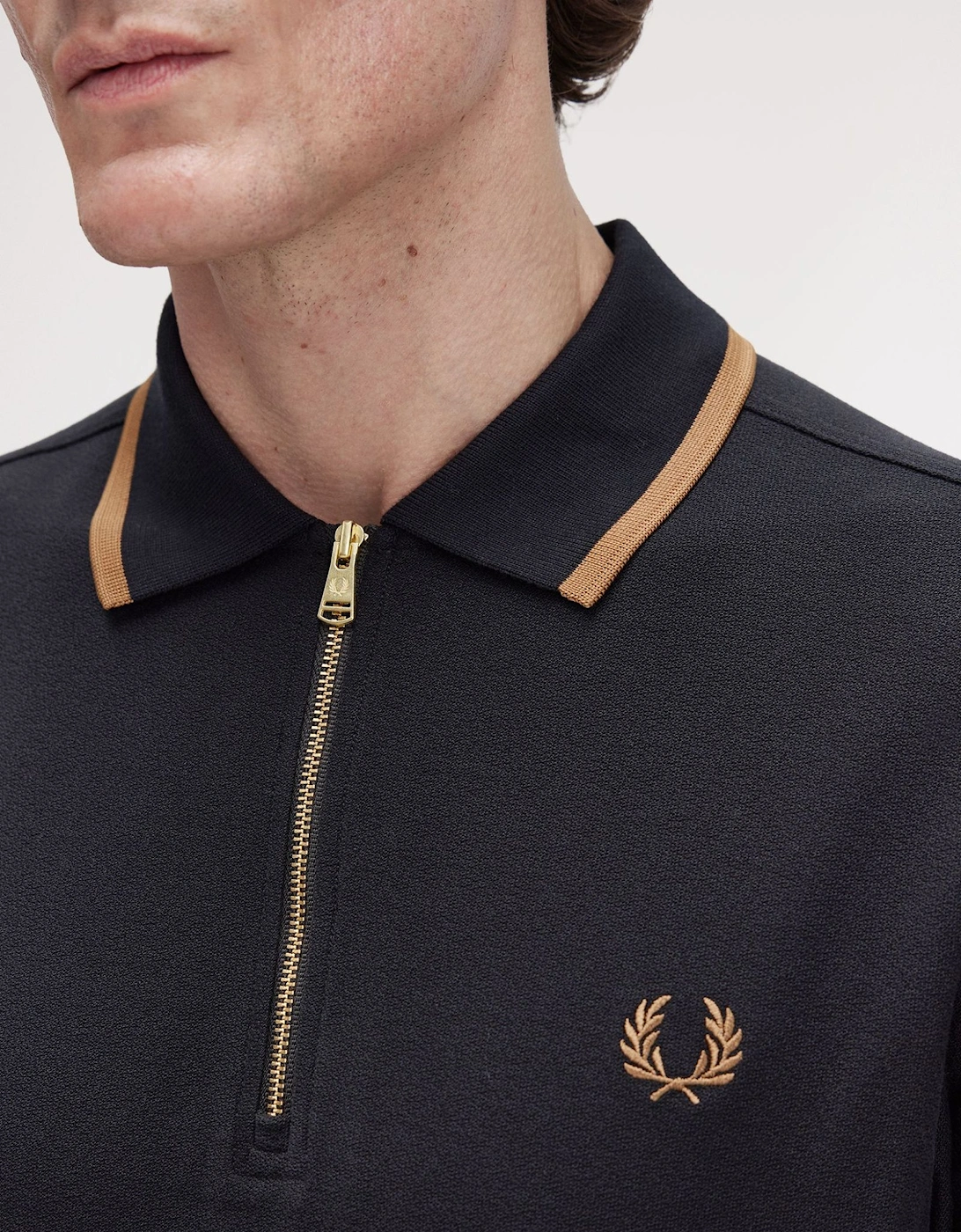 M1672 Crepe Pique Polo Shirt - Black