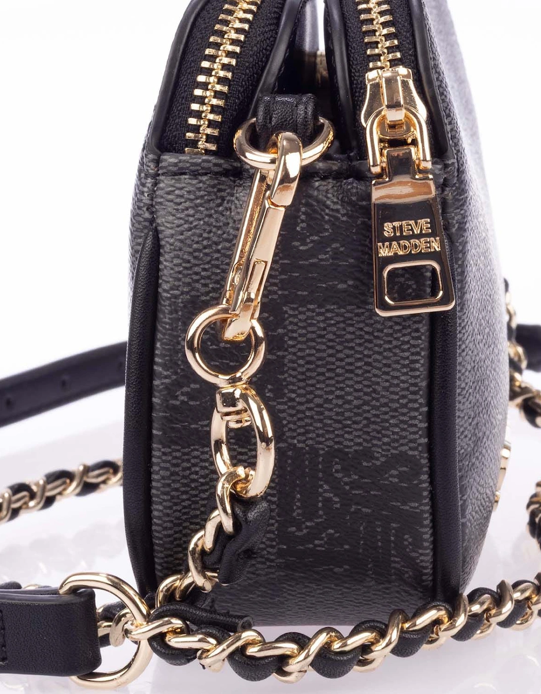 Bjuni-7 Crossbody Bag