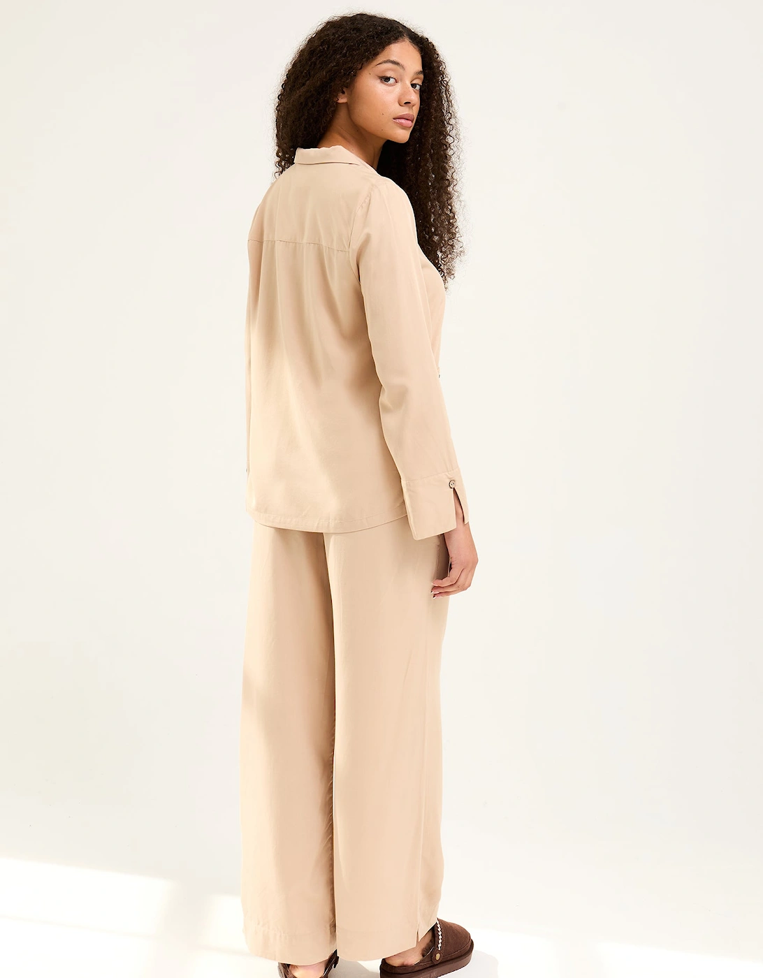 Studio PJ in Sand