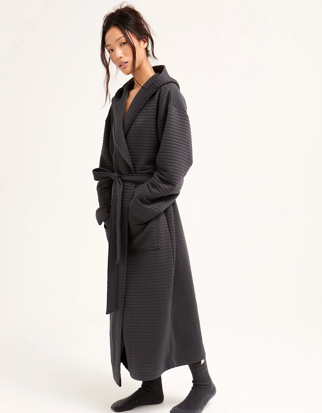 Quilted Jersey Hooded Robe in Charcoal, 9 of 8