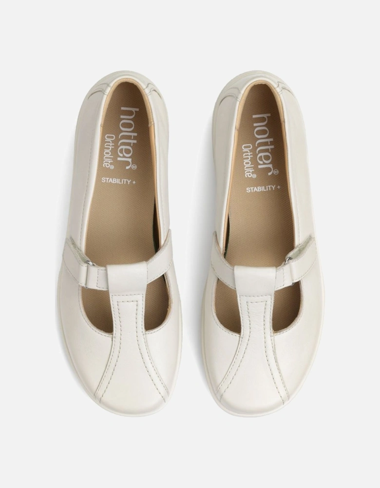 Nirvana II Womens Shoes