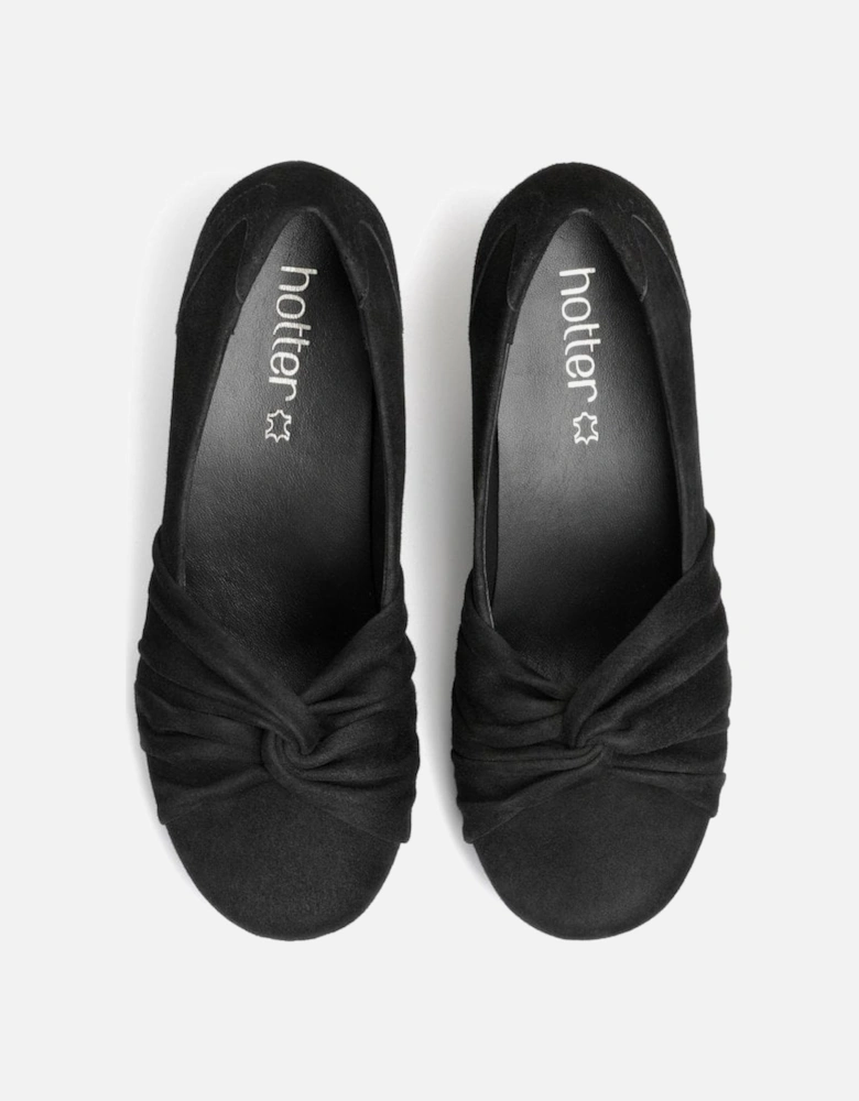 Amethyst Womens Court Shoes