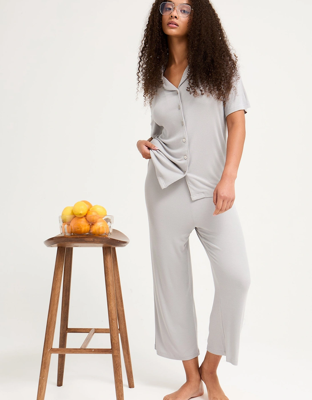EcoVero Ribbed Shirt Capri Set in Grey, 5 of 4