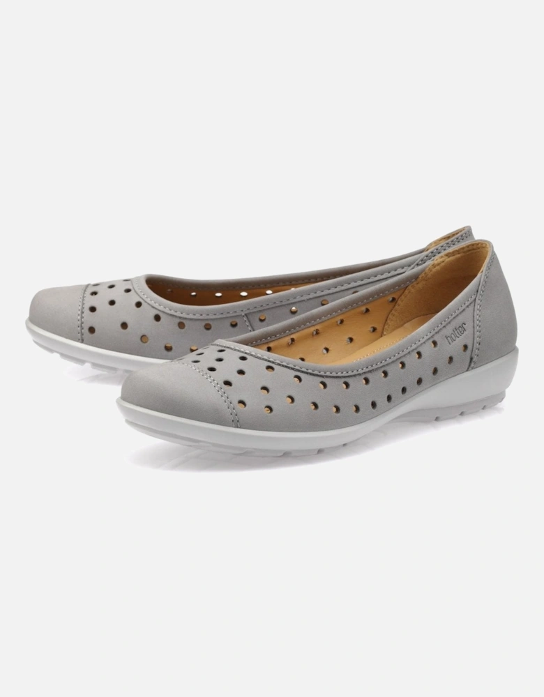 Livvy Womens Punched Detail Ballet Pumps