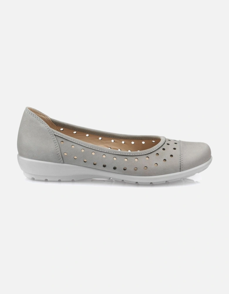 Livvy Womens Punched Detail Ballet Pumps