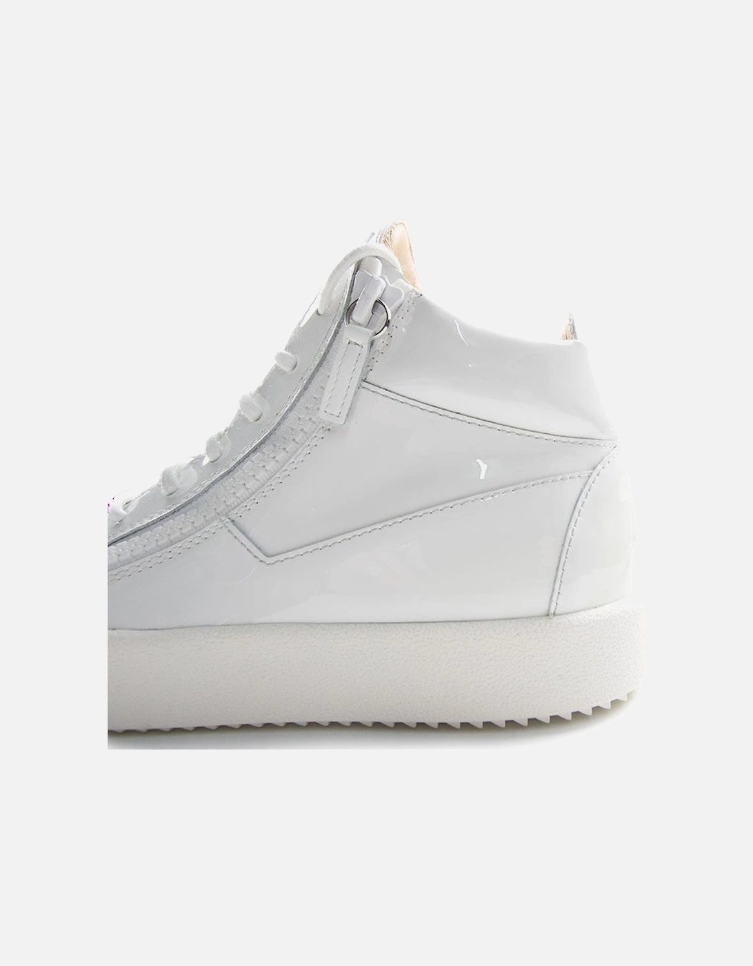 May Lond Vernice White