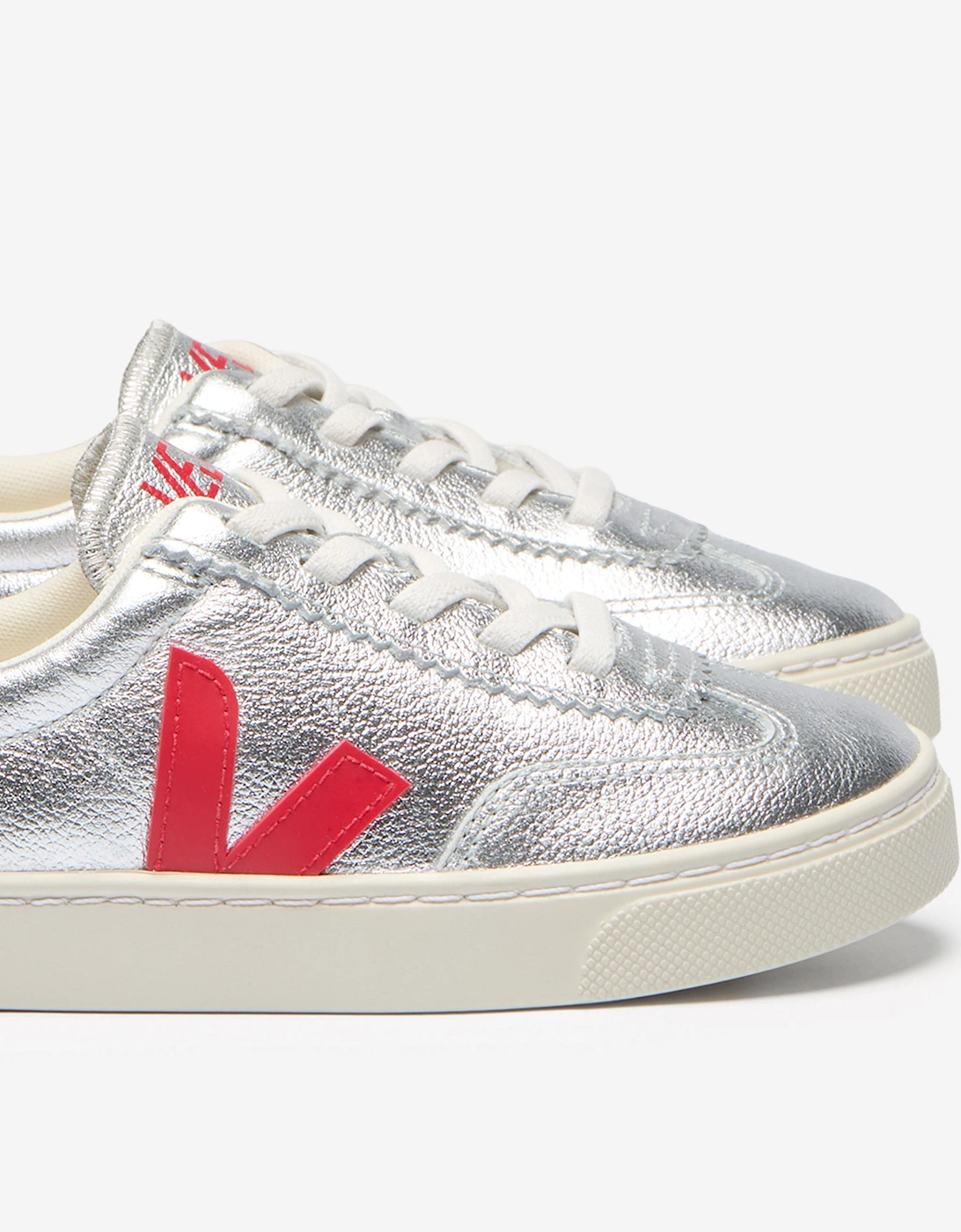 Girls Leather Small Volley Trainers in Silver