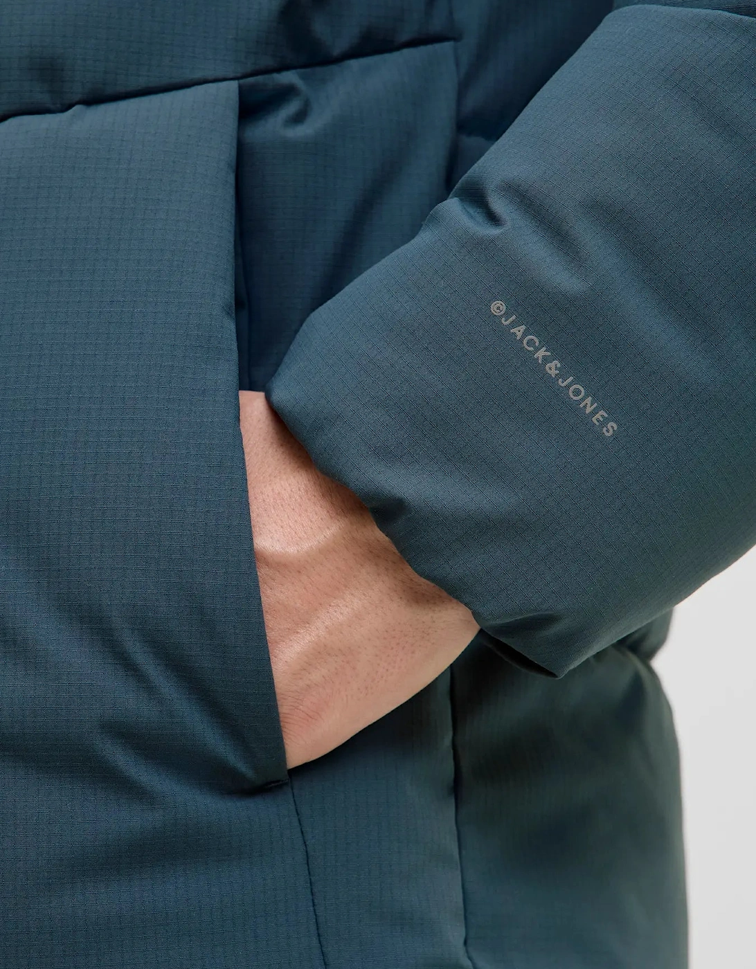 World Puffer Jacket - Orion Blue