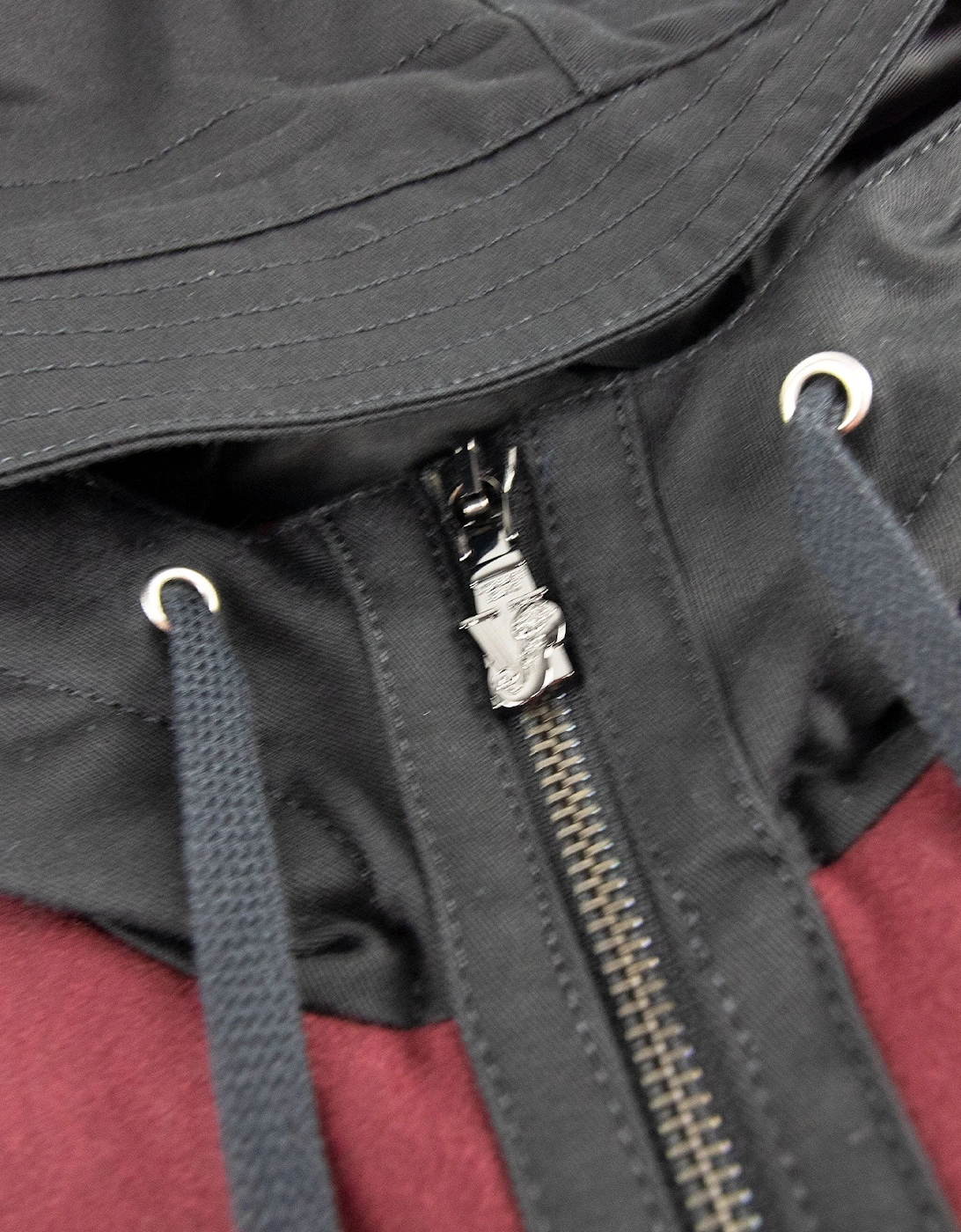 Jeans Panno Compact Hoodied Jacket Black/burg