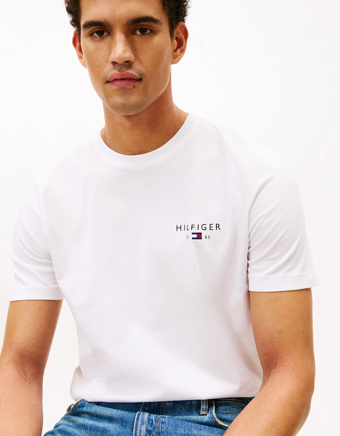 Brand Love Mens Small Hilfiger Logo T-Shirt - White
