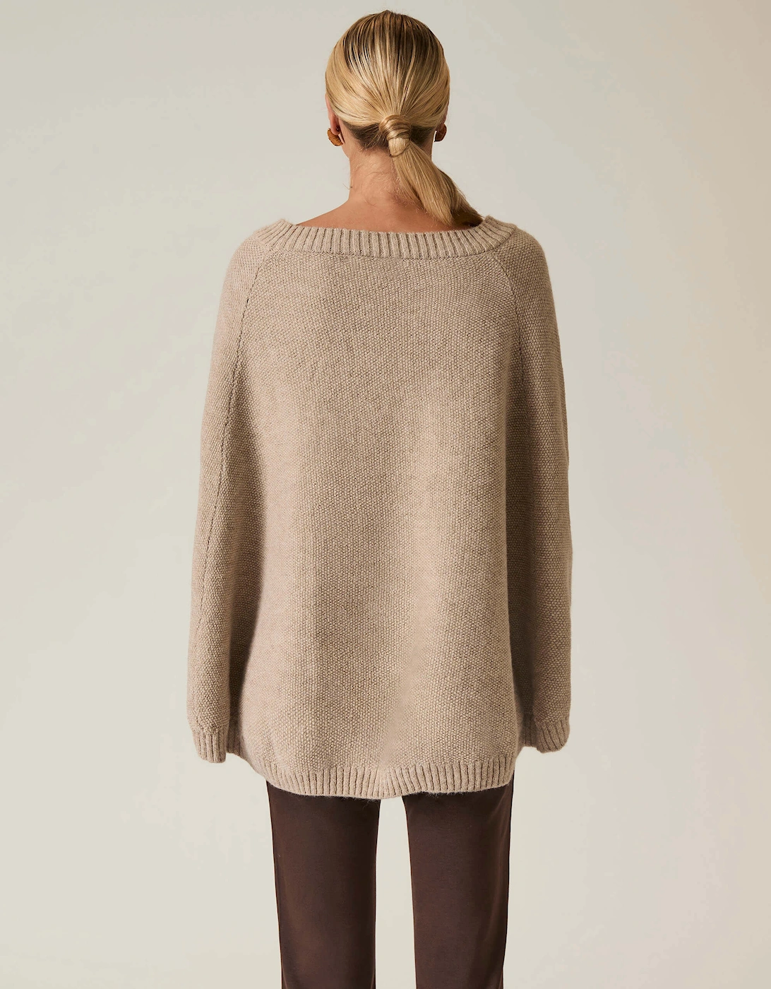 Beige One Size Pullover