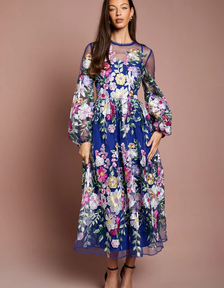 Muse Long Sleeve Embroidered Maxi Dress