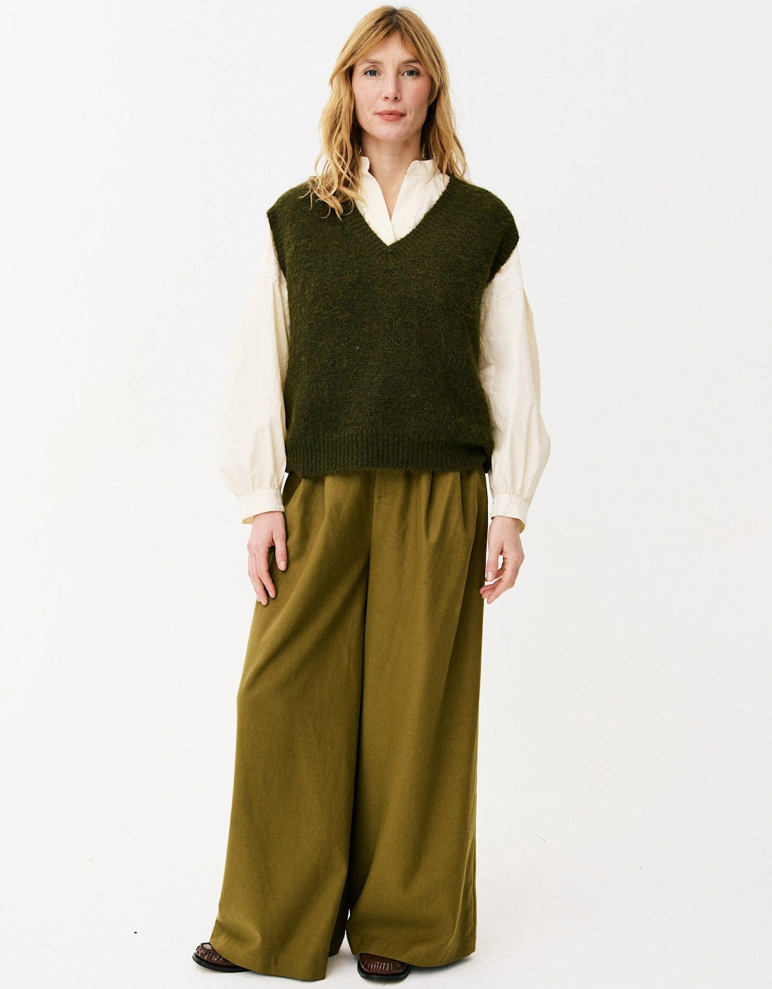 Aycan Sleeveless Jumper - Khaki, 5 of 4