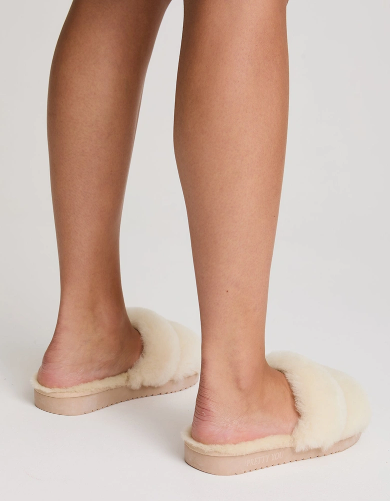 Jinx Slippers in Natural