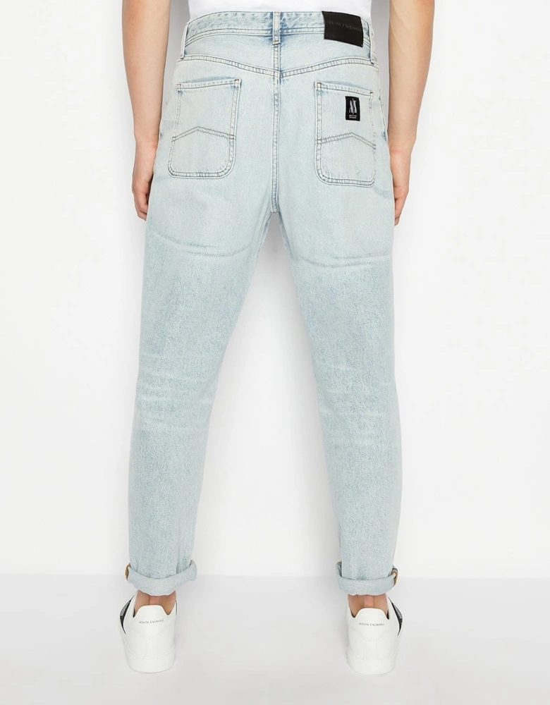 J90 Carrot-Fit Jeans