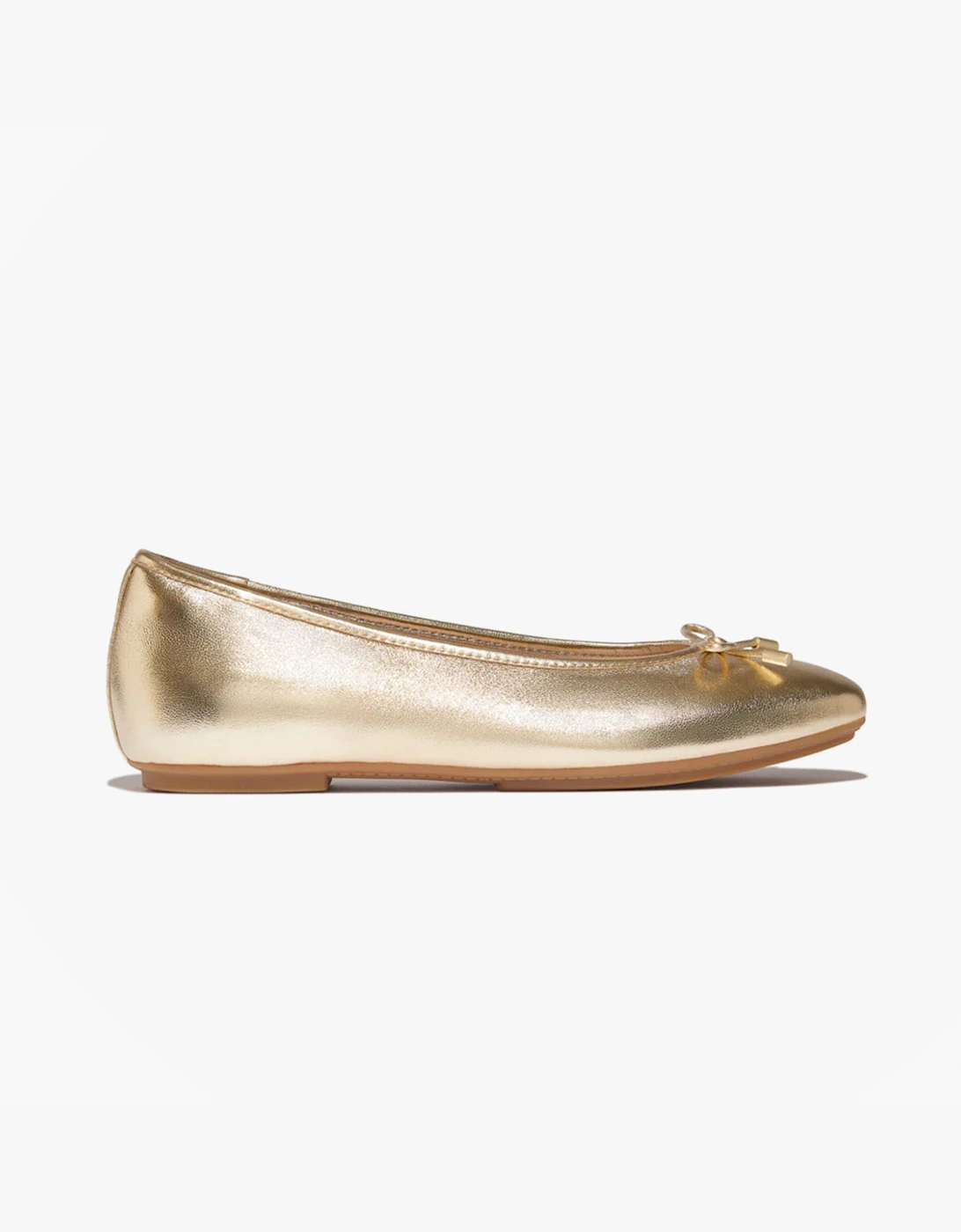 Women's FitFlop DELICATO BOW SOFT Womens Ballet Flats Platino - Gold - Size: 6