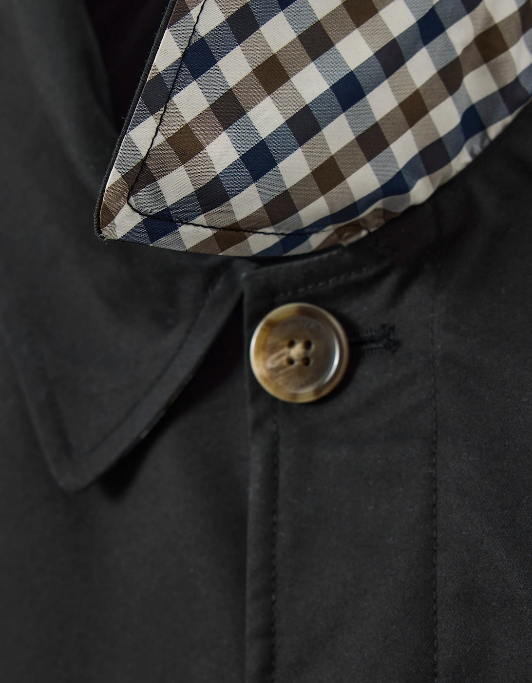 Mac with check details Black