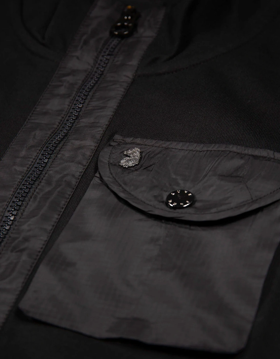 Sutton Contrast Pocket Funnel Black