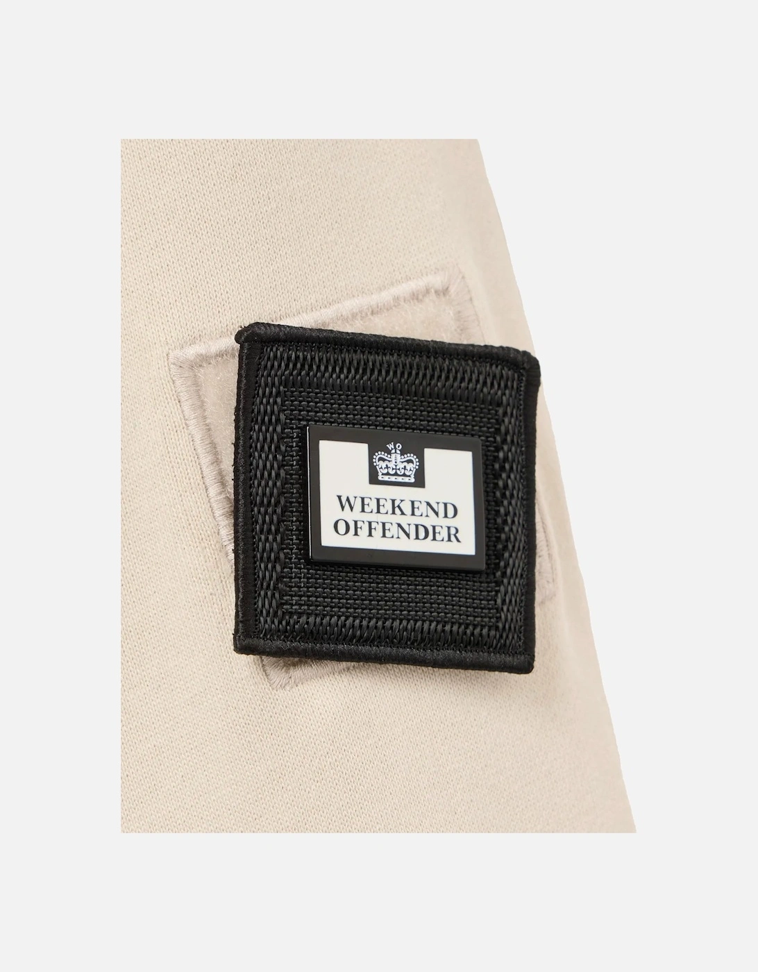 Thunder Crew With Parachute Bindi Calcium