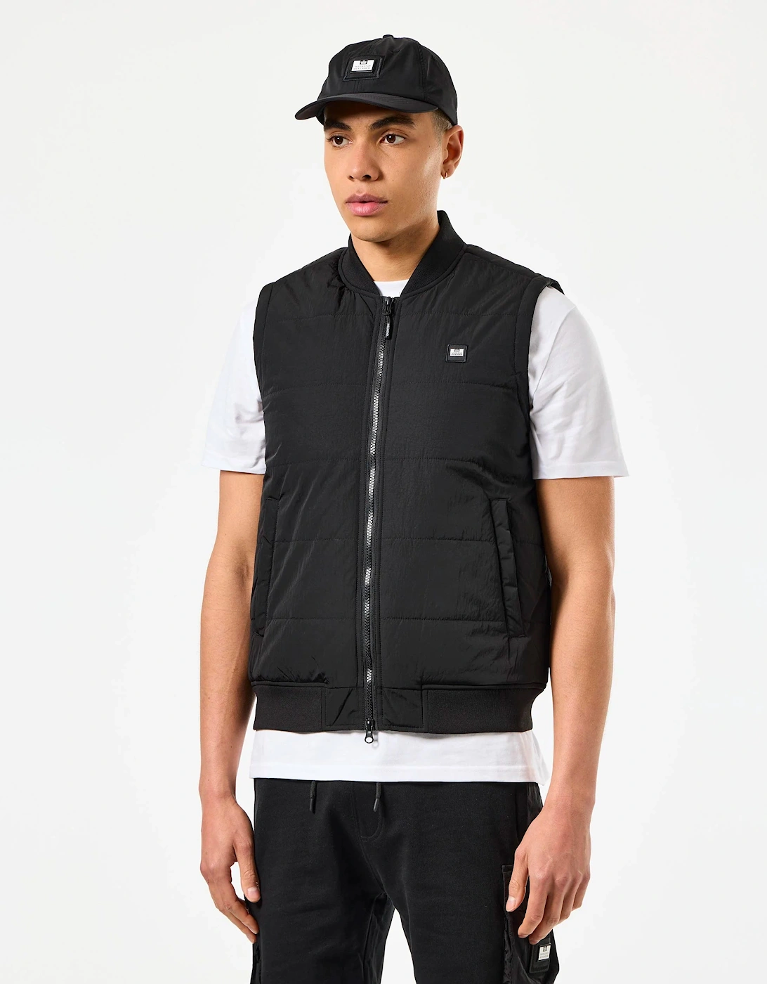 Saharun Gilet Black