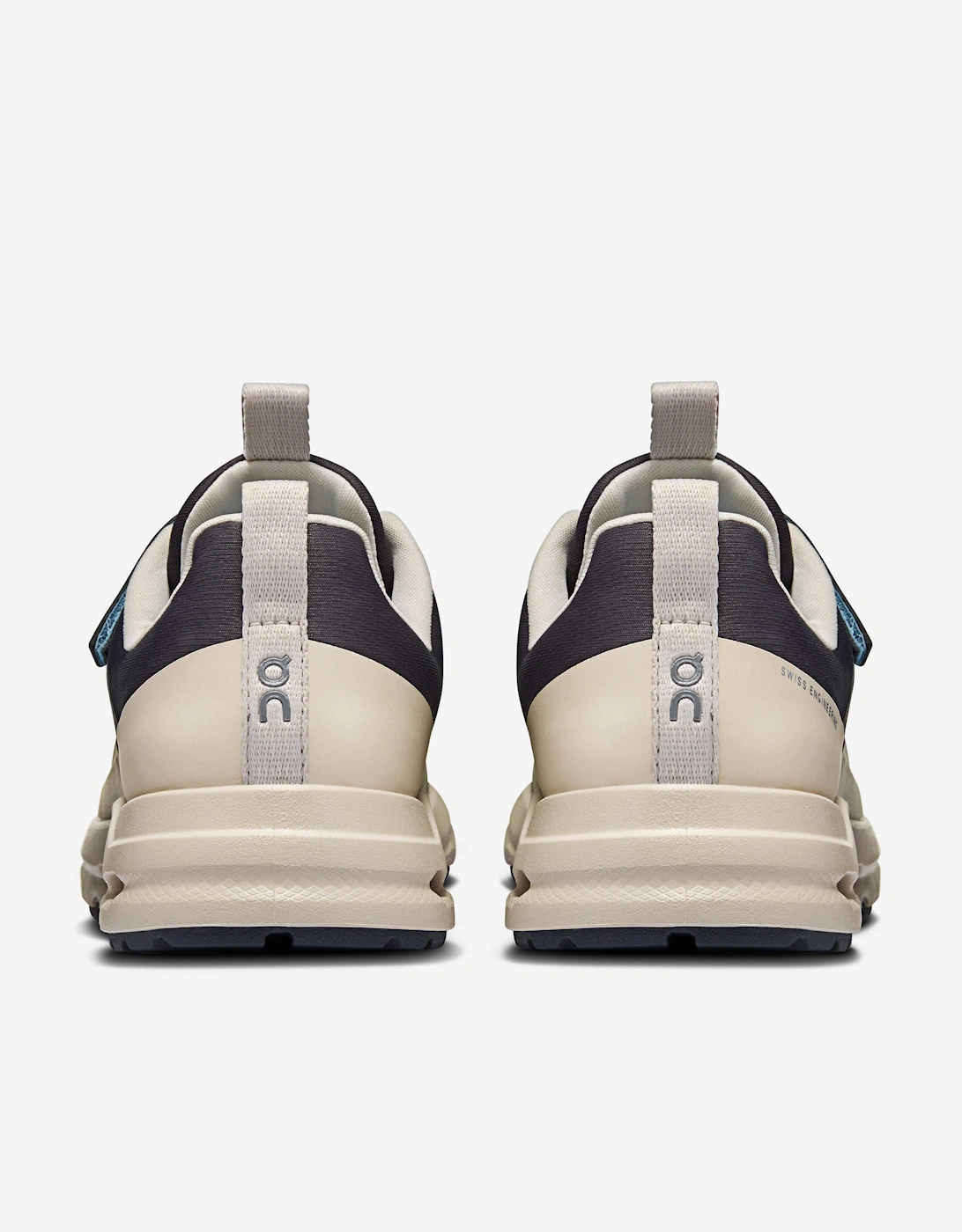 Running Kids Cloudhero Waterproof Trainers in Grey