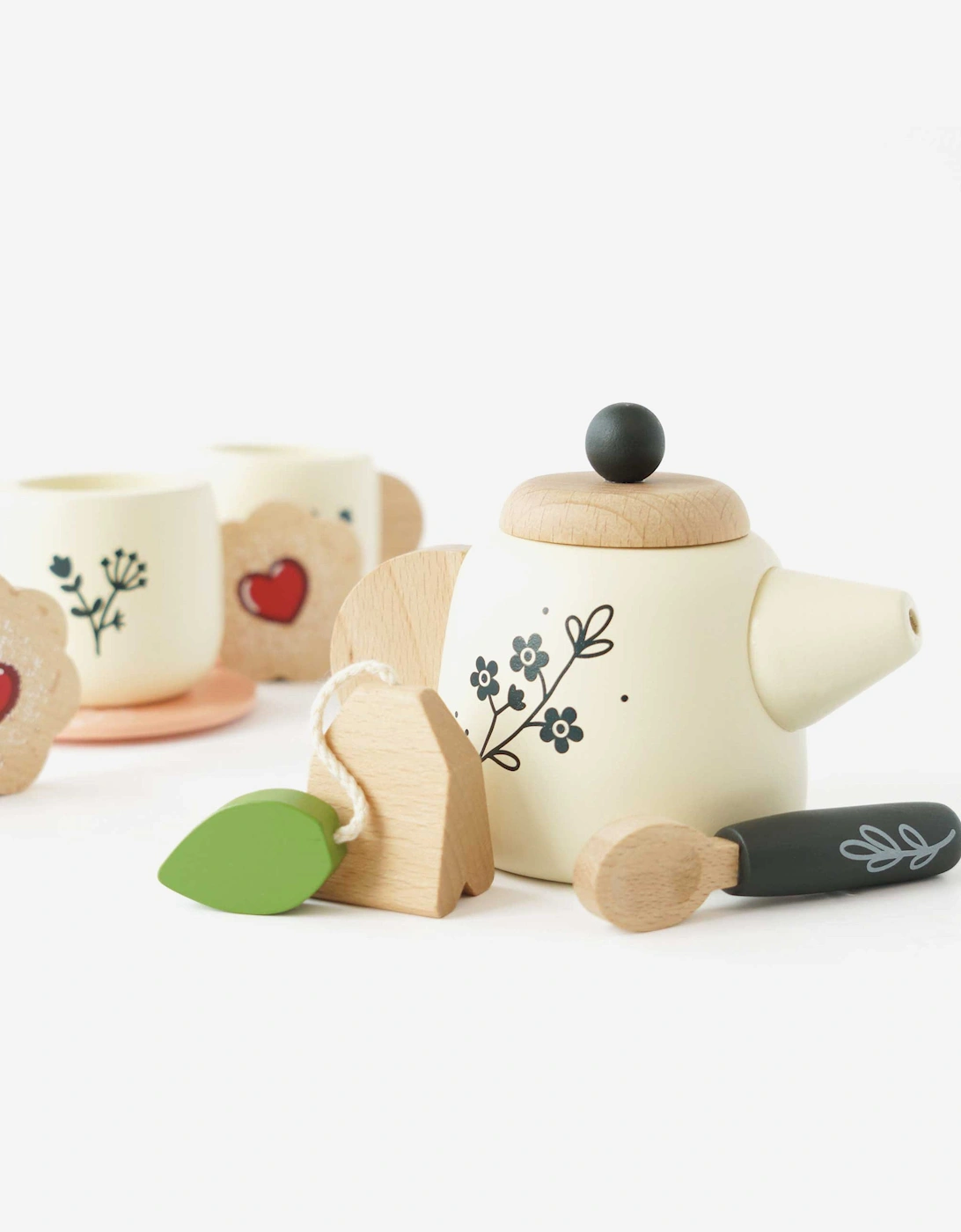 Wooden Tea Set & Tray-12 Piece (W:225 x D:18.5 x H:6.5cm)