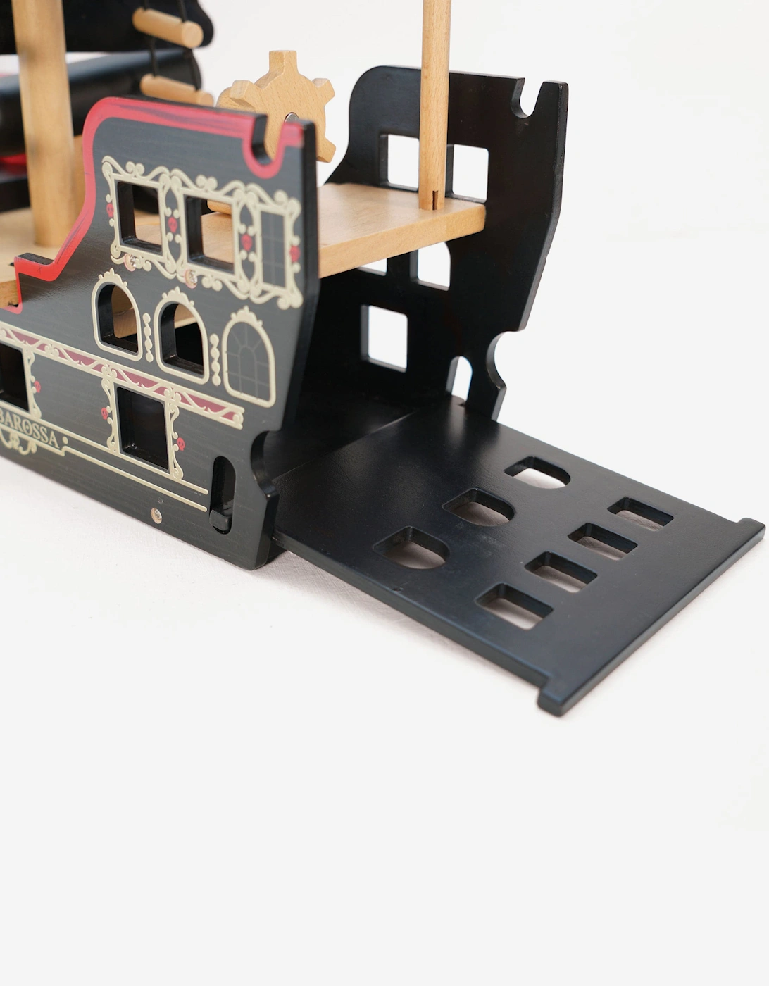 Barbarossa Pirate Ship & Characters (50 x 19 x 48cm)