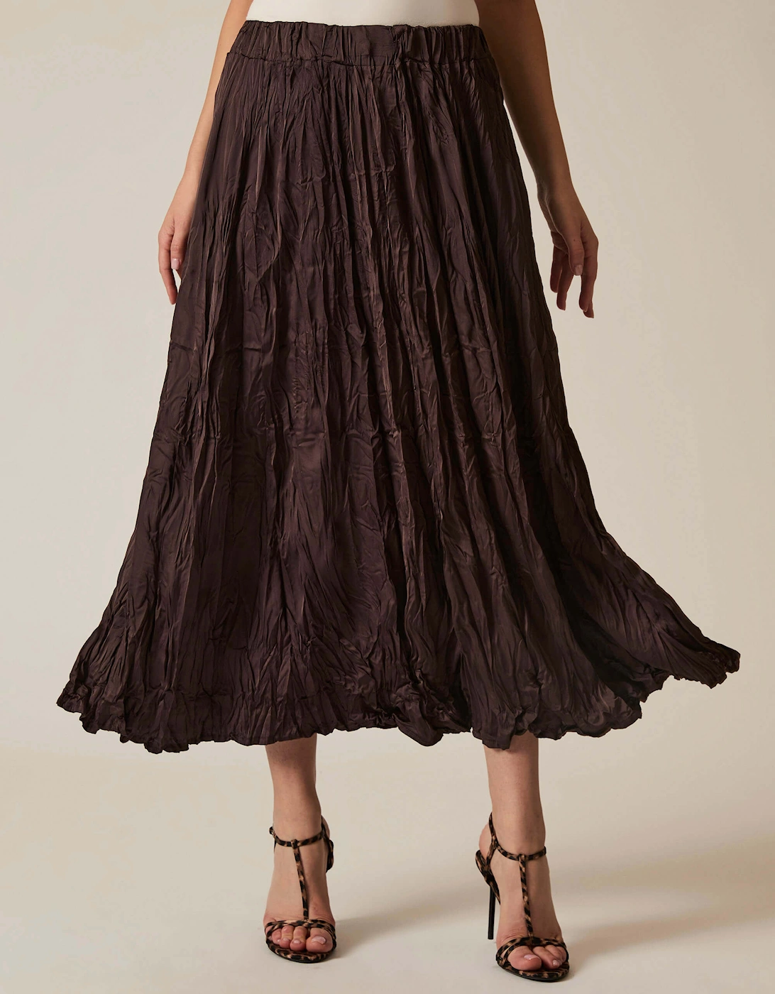 James Lakeland Women's Brown Crinkled Maxi Skirt - Size: 16