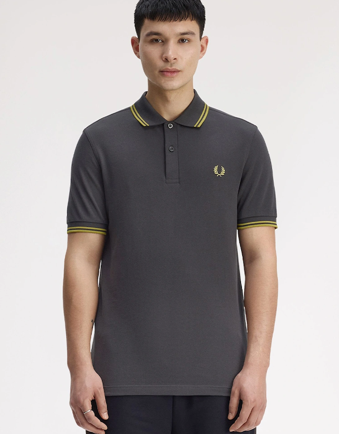 Fred Perry Men's Black Twin Tipped Polo Shirt  38 Medium
