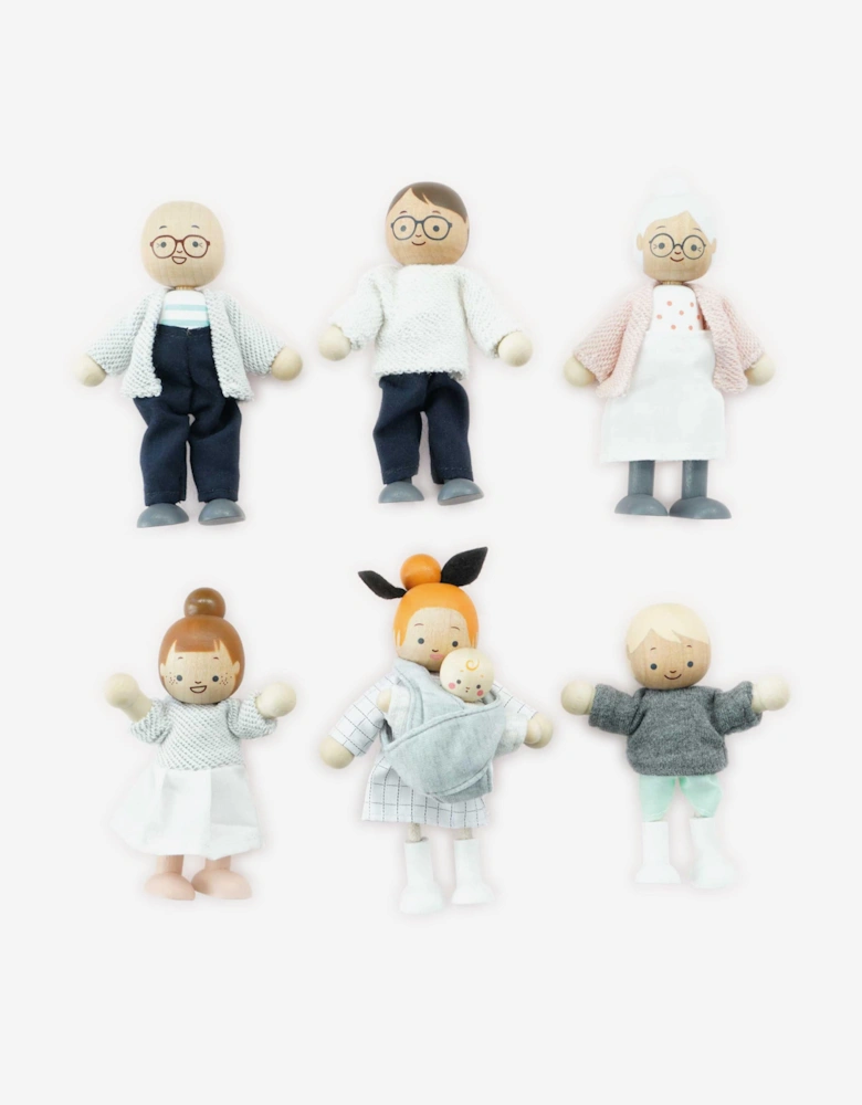 Dolls House Family-7 Piece (12CM approx)