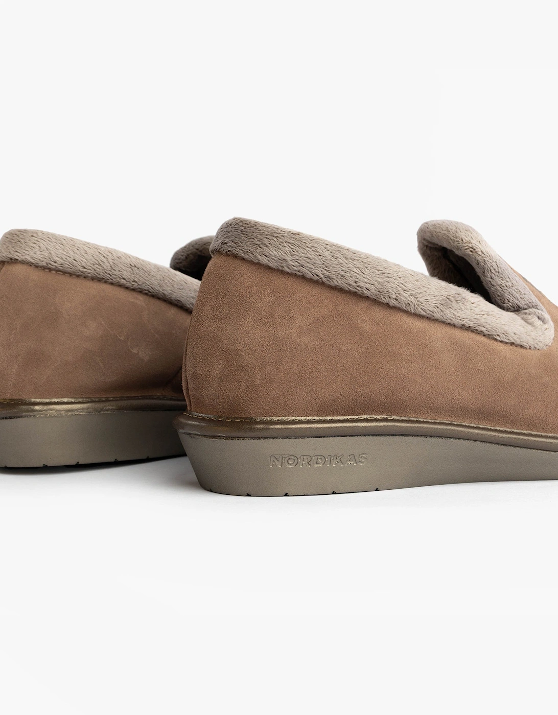 AFELPADO Womens Full Slippers SlippersPiedra