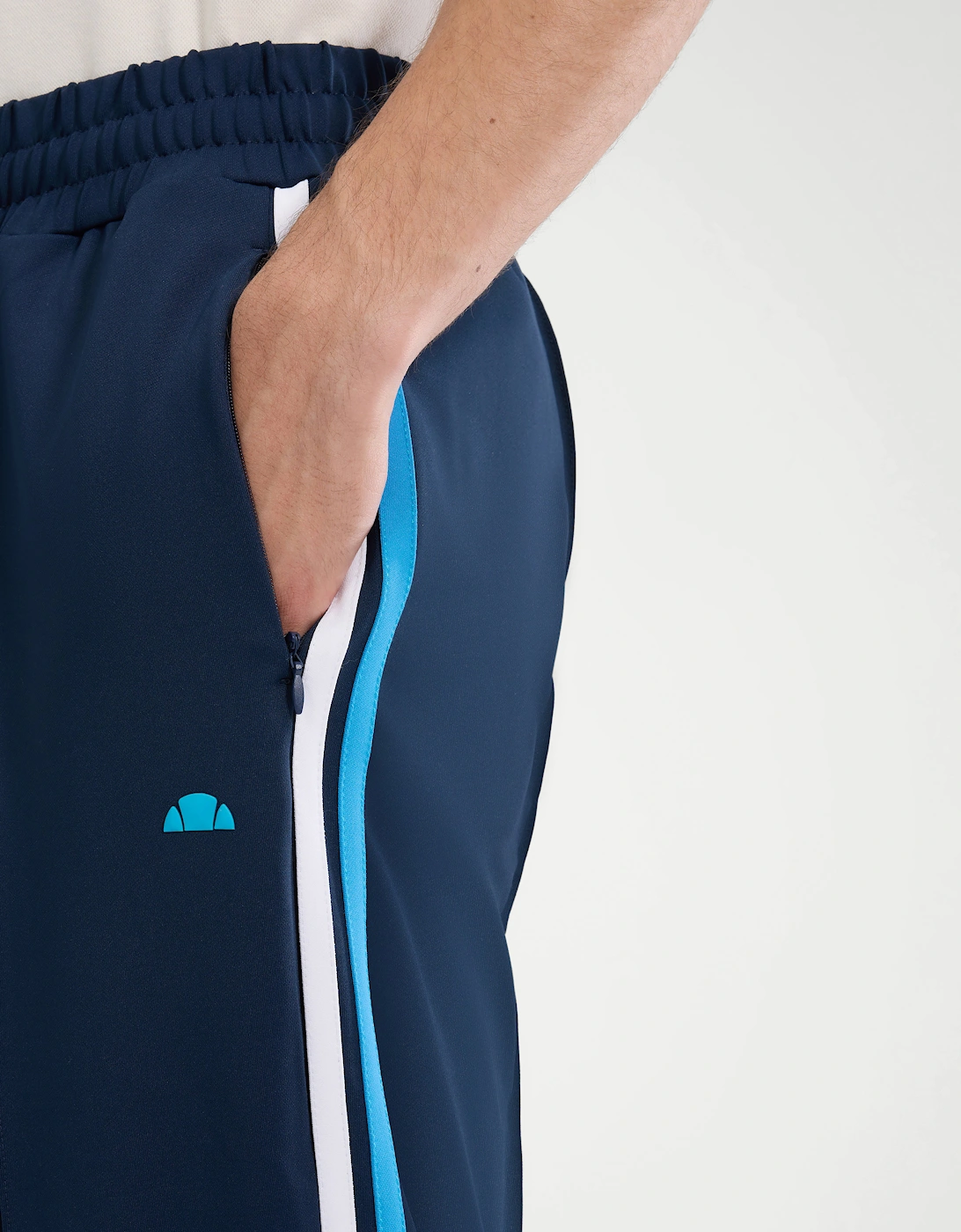 Ellesse Men's Navy Latucci Track Pant - Size 37/36/32/42/Regular - Image 5