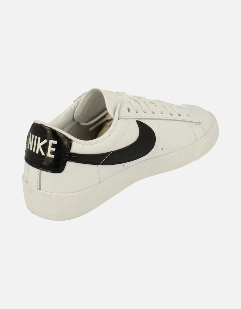 Nike Womens Blazer Low Trainers Bq0033 100