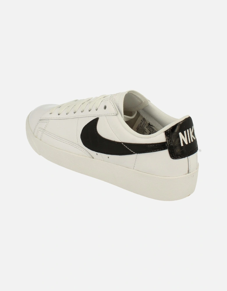 Nike Womens Blazer Low Trainers Bq0033 100