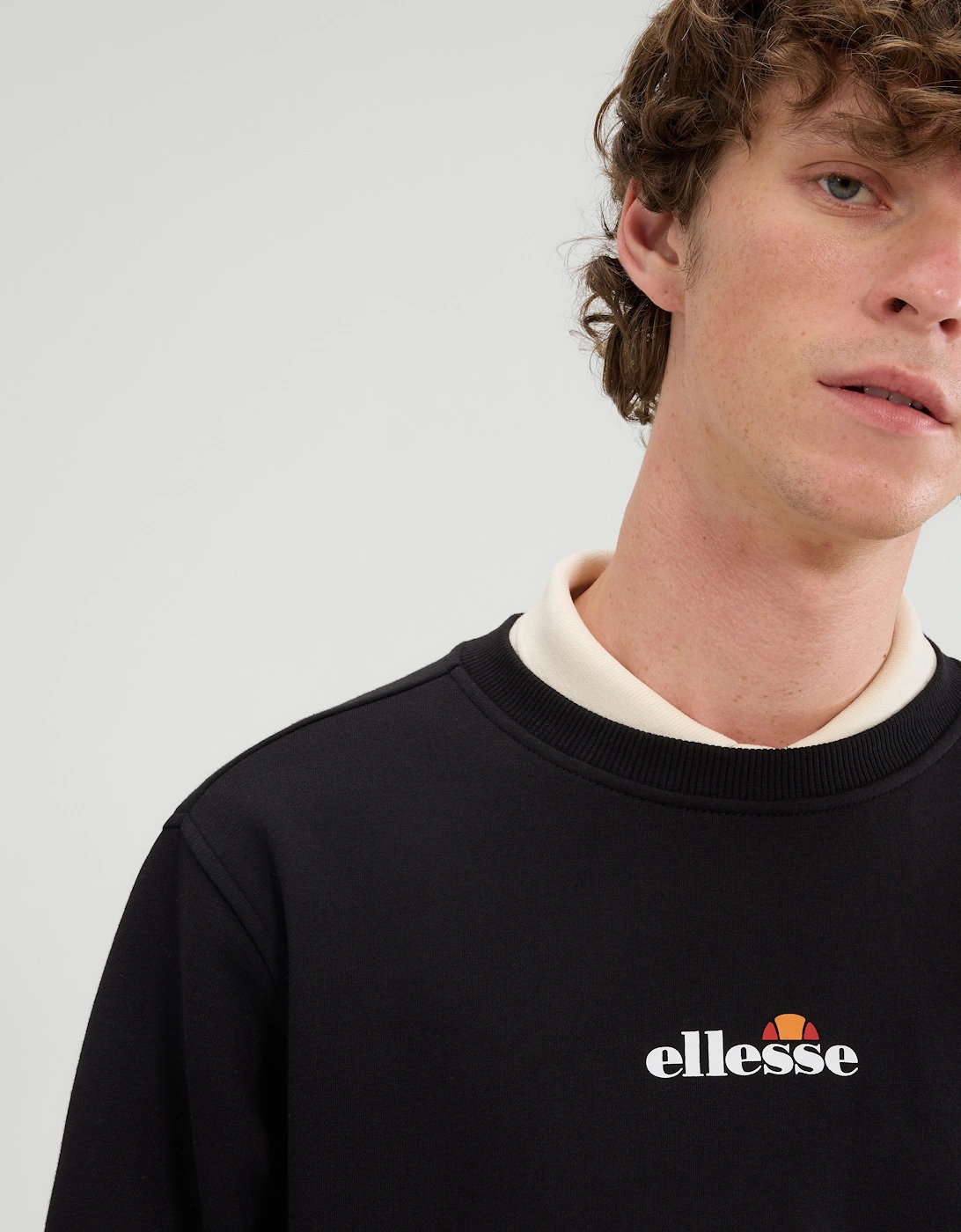 Kiamto 2 Sweatshirt - Black