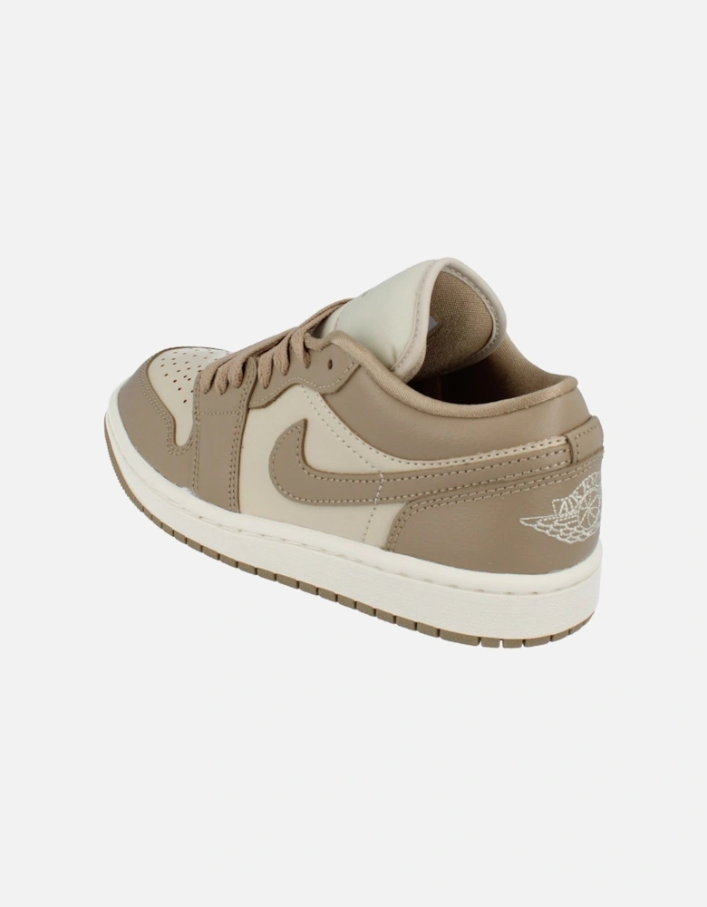 Womens Air Jordan 1 Low Trainers DC0774 203