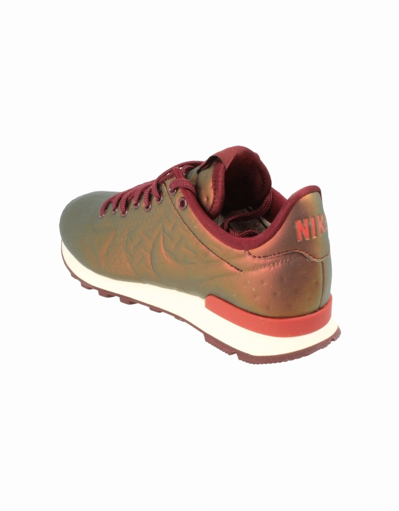Womens Internationalist JCRD Winter Trainers 859544 900