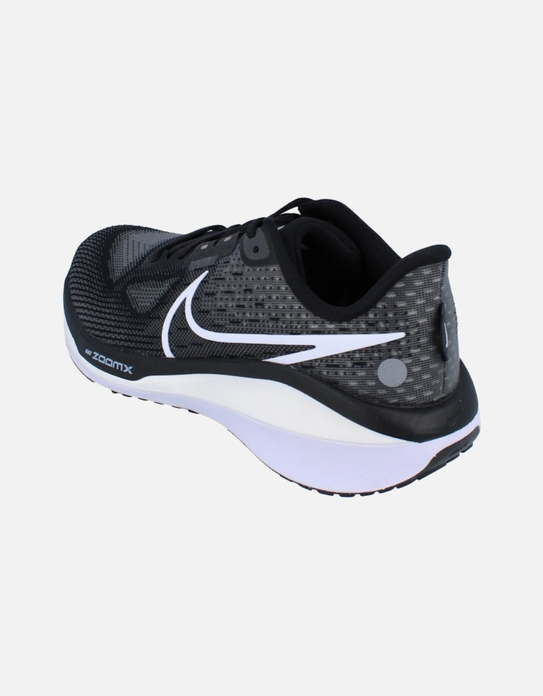 Womens Vomero 17 Runnning Trainers FB8502 001