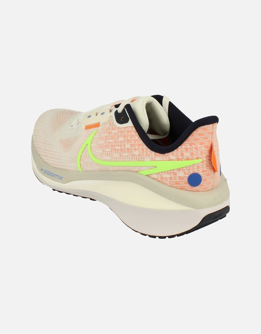 Womens Vomero 17 Runnning Trainers FB8502 100