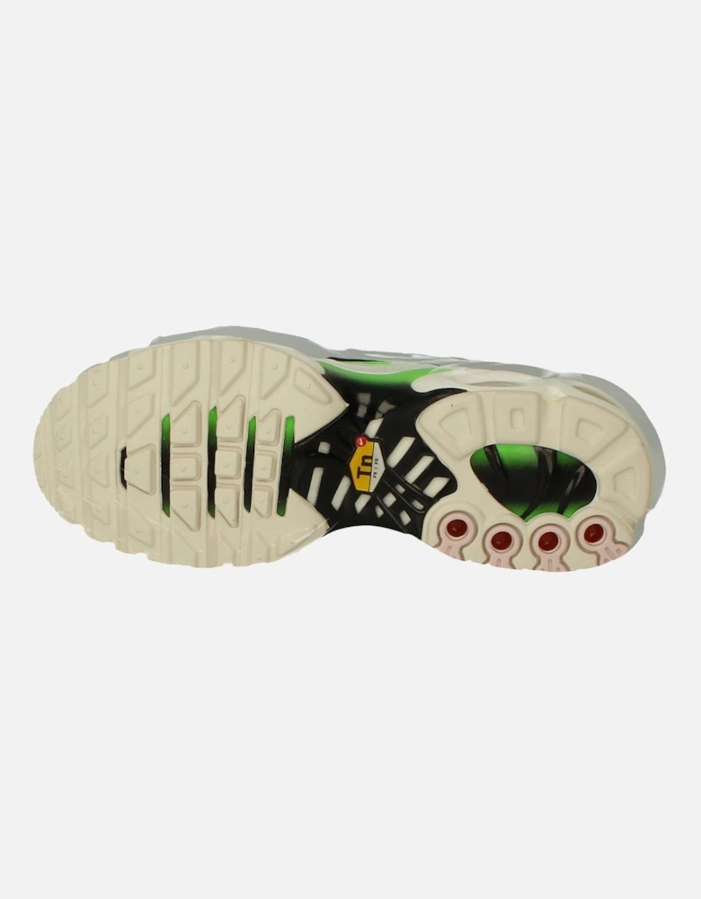 Nike Air Max Plus Womens DN6997 100