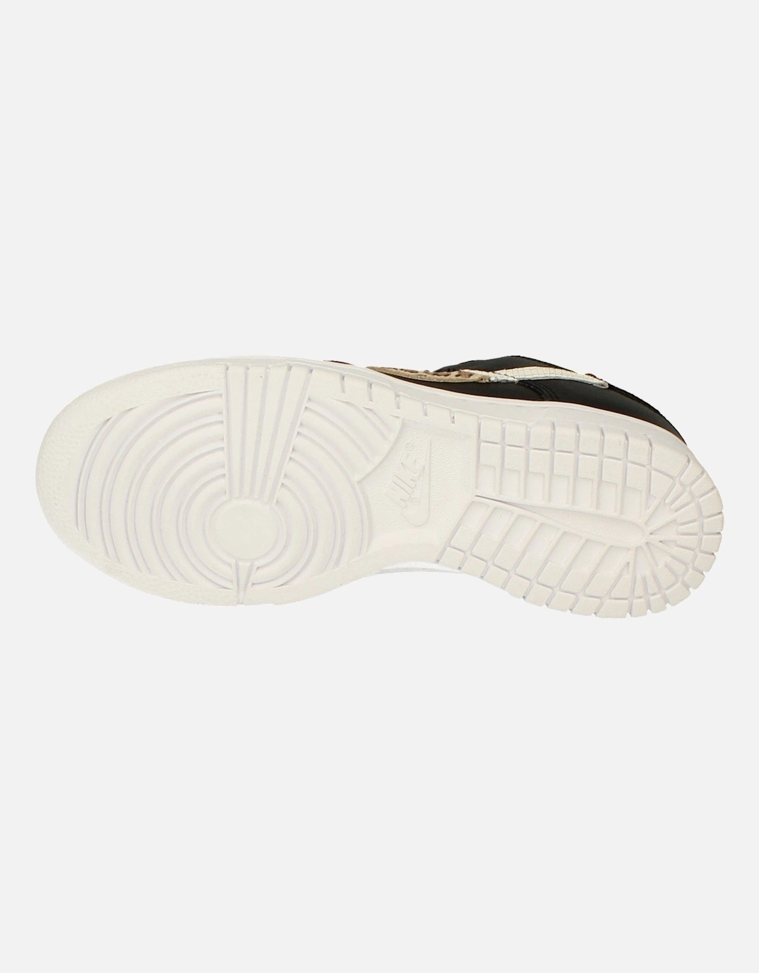 Womens Dunk Low Se Trainers Dd7099 001