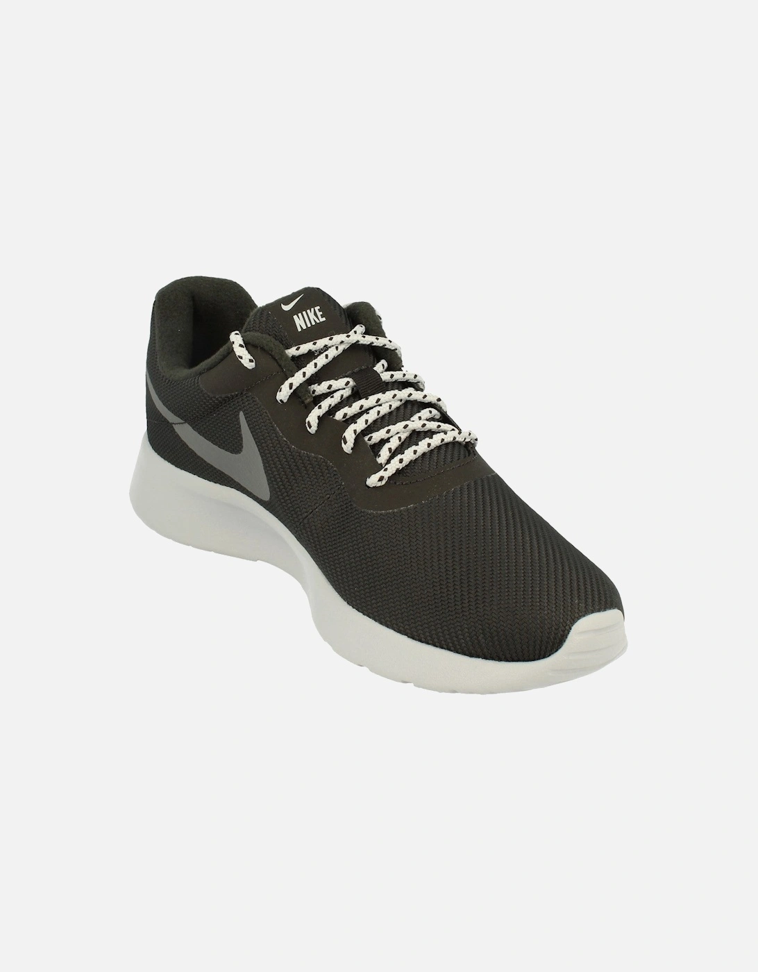 REDUCED!! Tanjun Se Mens Trainers AR1941 005