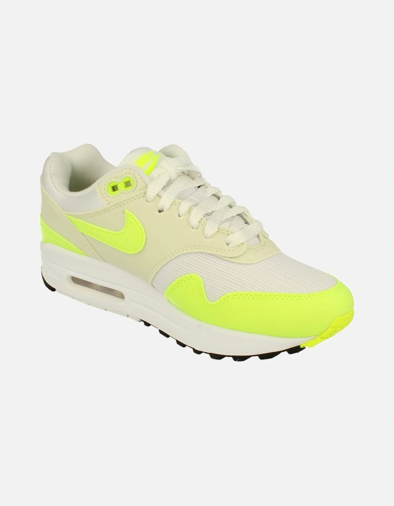 Nike Womens Air Max 1 Trainers DZ2628 100