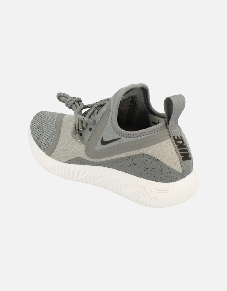 Womens Lunarcharge Essential 923620 002